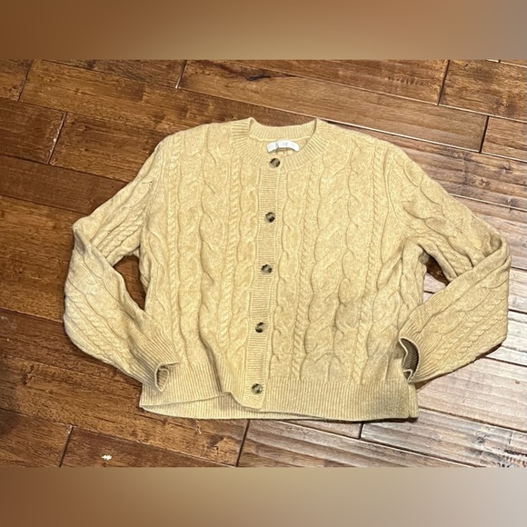 LOFT Sweaters - Loft XXL tan button up sweater, EUC